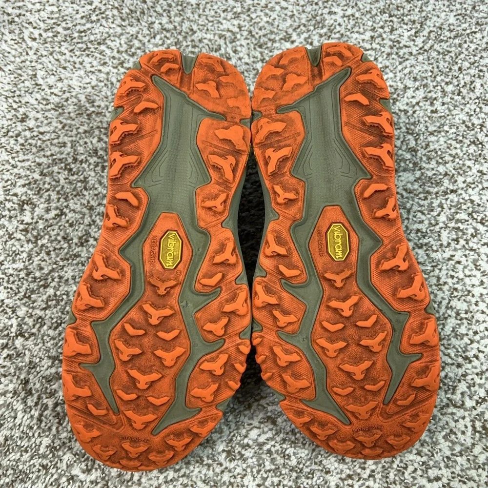 HOKA Shoes Mens Size 10.5 Speedgoat 6 Green Trail Running Sneakers Vibram